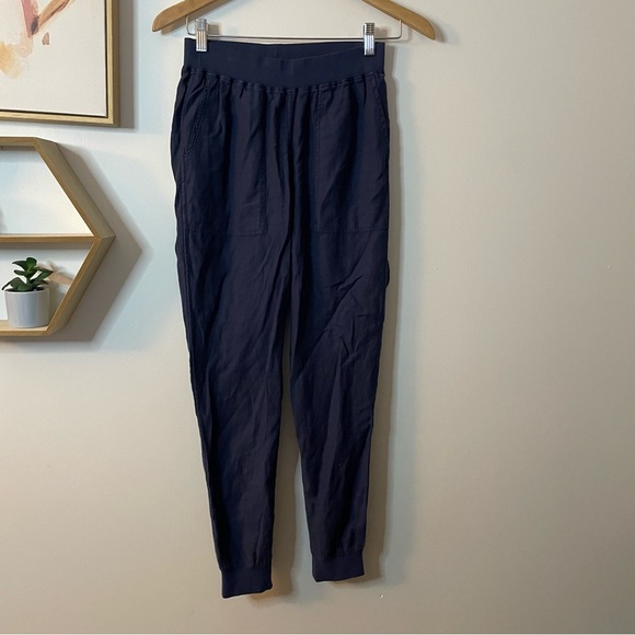 Faherty Navy Women's Joggers - Picture 1 of 4